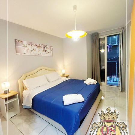 Casa Vacanze Qs 10 Nápoles Exterior foto