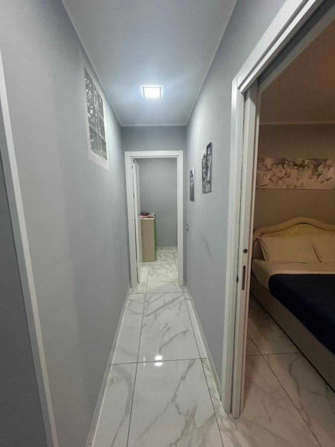 Casa Vacanze Qs 10 Nápoles Exterior foto